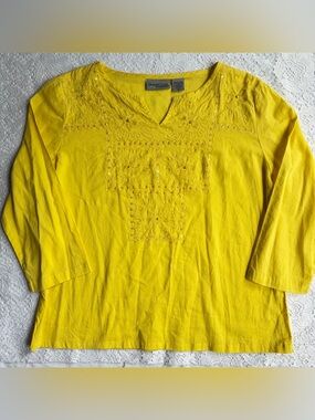 Samanthas Stylehouse Bright Yellow Sequin Embroidered 3/4 Sleeve Top 100% Cotton